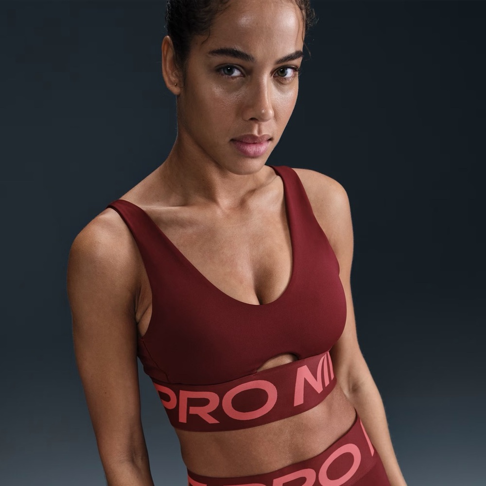 NWT Nike Pro Indy Plunge Dri-Fit Sports Bra - Large